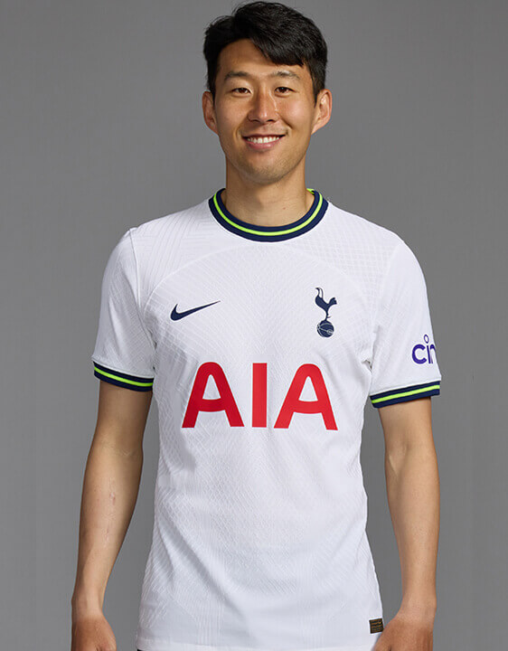 tottenham hotspur home kit.jpg