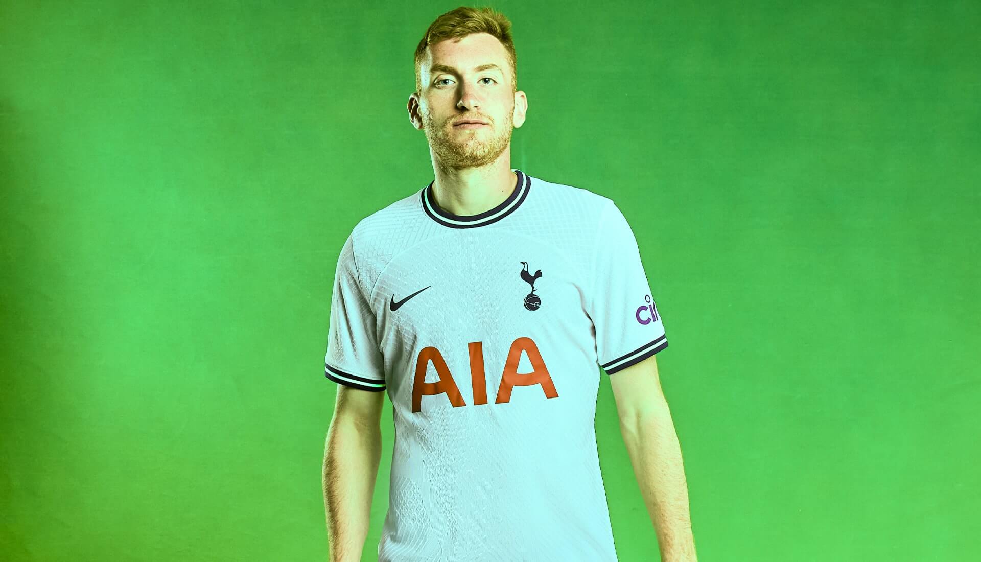 tottenham 2022 kit.jpg