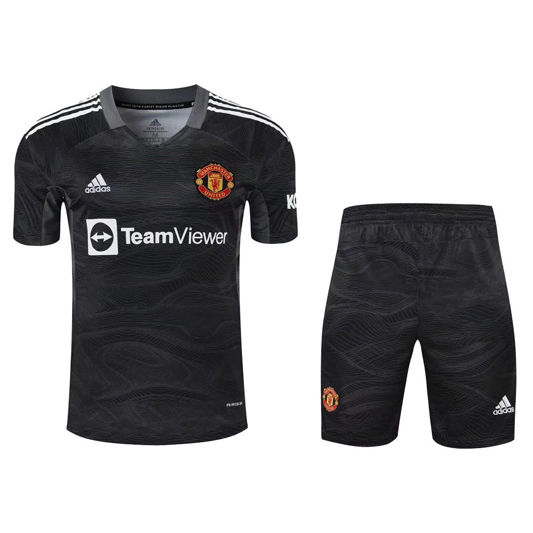 manchester united away goalkeeper kit